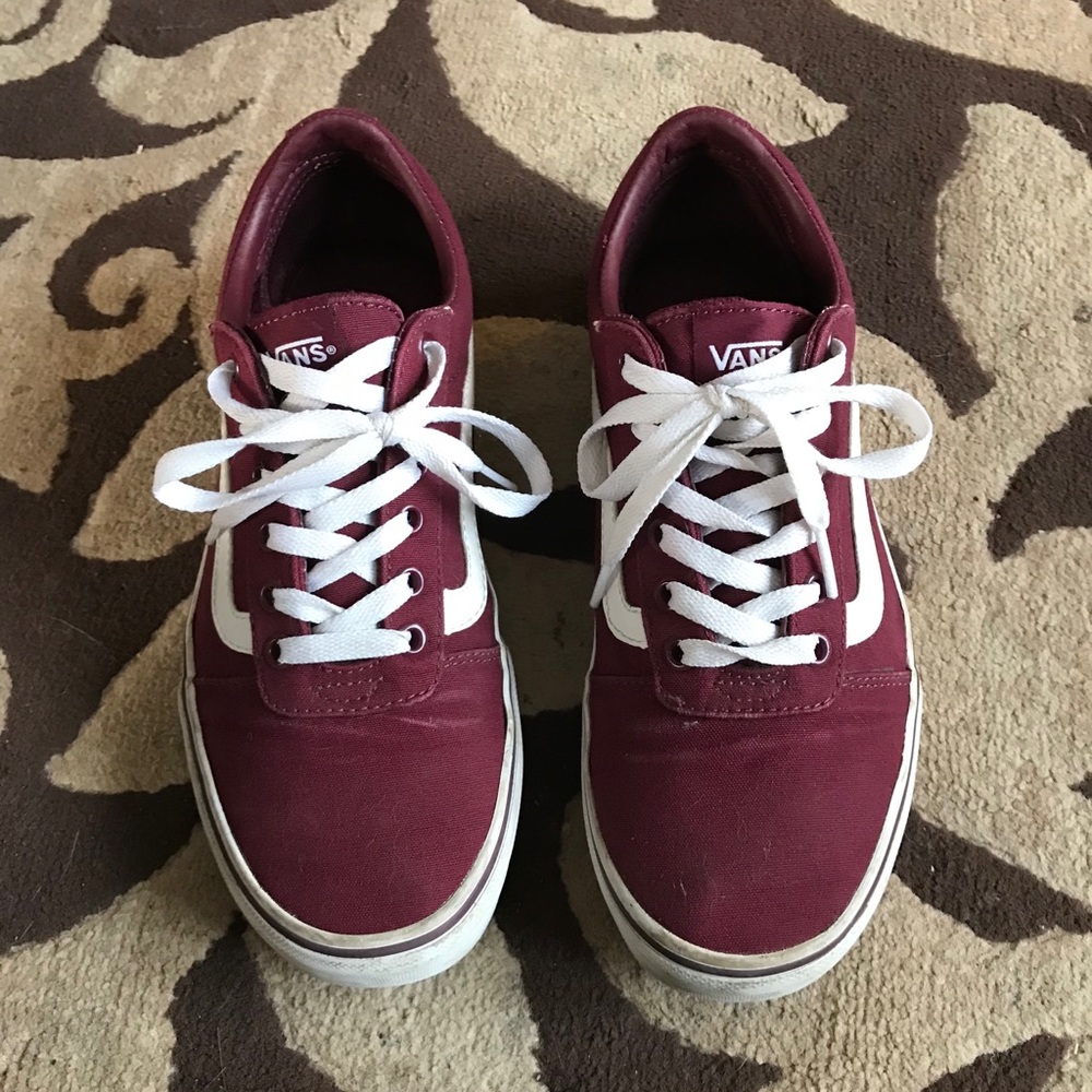 Women’s vans size 9.5